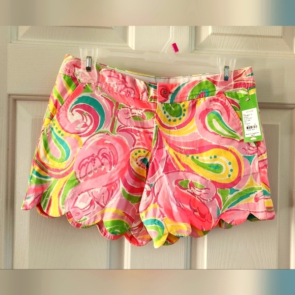 Lilly Pulitzer NWT The Buttercup Short Floral Scalloped 00 - Picture 1 of 11